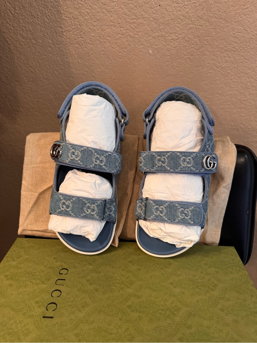 Gucci sandals